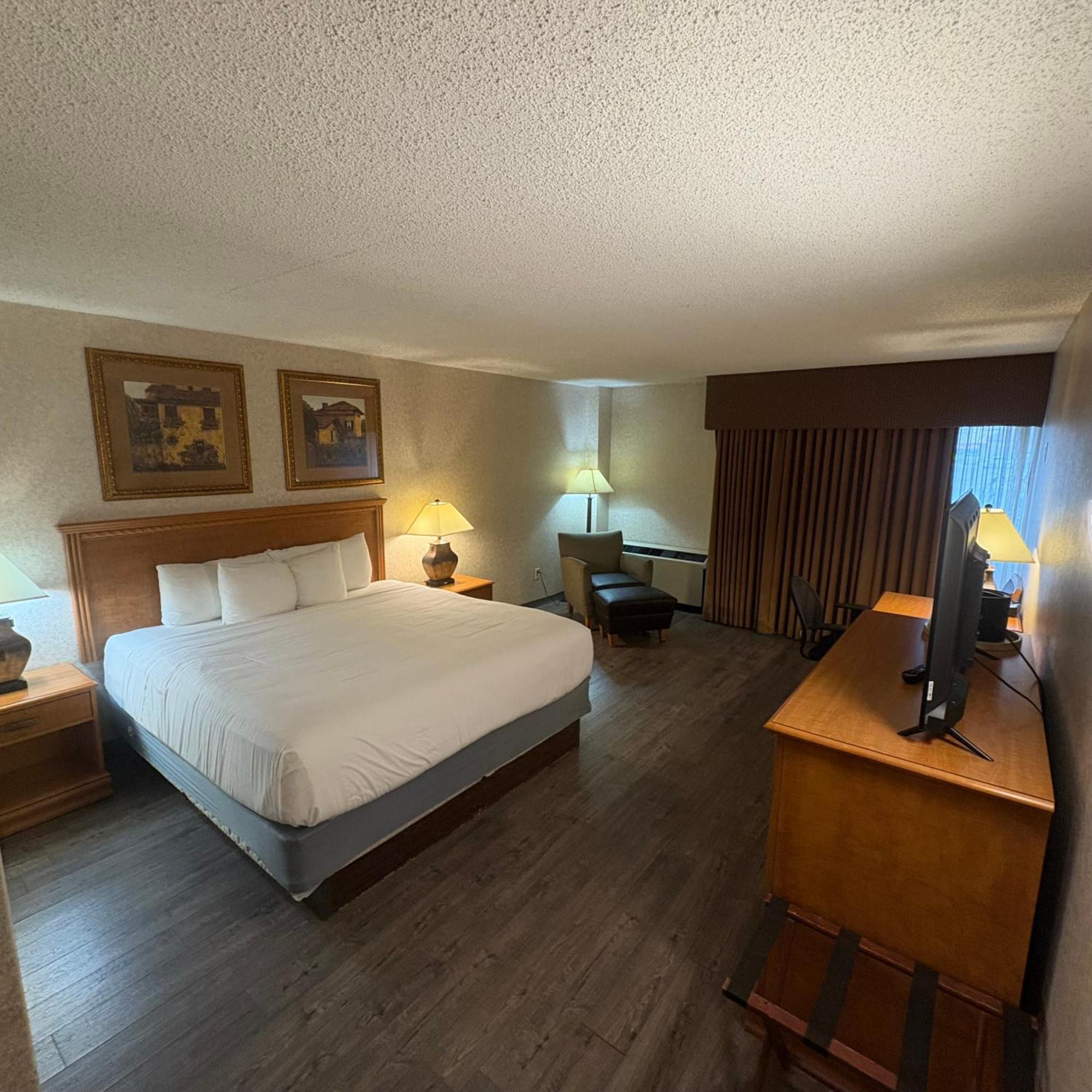 And Conference Center Hotel 3*